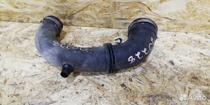 Патрубок (трубопровод, шланг) Renault Megane 2