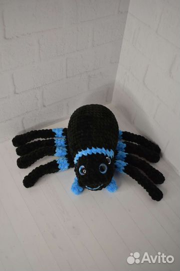 Паук игрушка вязаный паук
