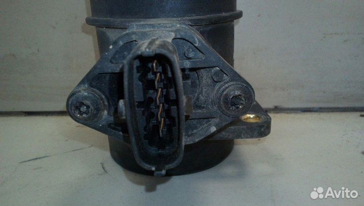 Датчик массового расхода воздуха LADA Niva (4х4)