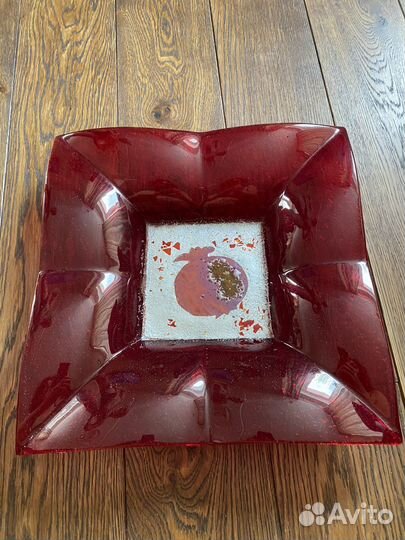 Стеклянное блюдо