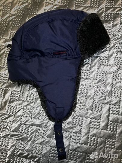 Продам детскую зимнюю шапку