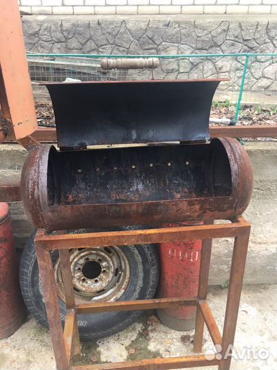 Коптильня холодного и горячего копчения