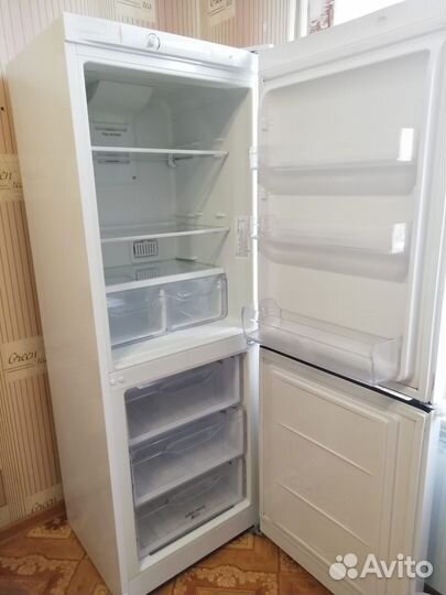 Холодильник с доставкой Индезит