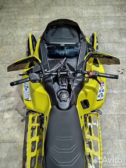 Ski Doo Backcountry X 850 E TEC Turbo R