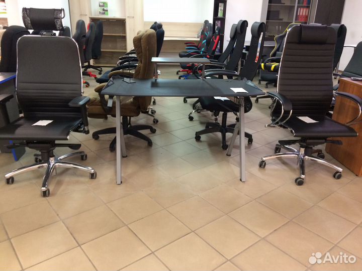 Кресло компьютерное геймерское игровое