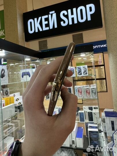 iPhone Xs, 64 ГБ
