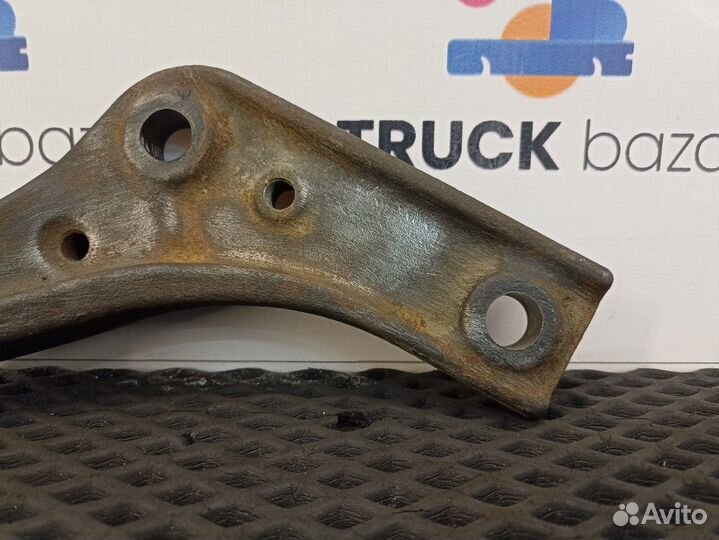 1790900 Кронштейн бампера левый Scania 5-series