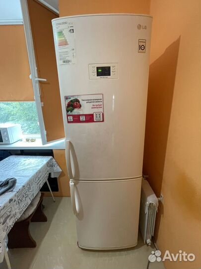 Холодильник LG GA- B379ueqa