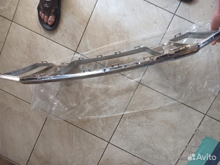 Продаю накладку радиатора Nissan Terrano 2014-до н