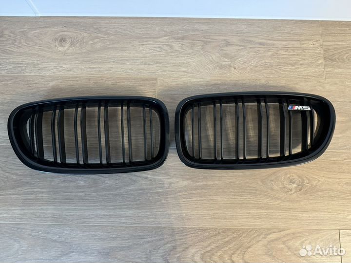 Решётка радиатора BMW M5F10