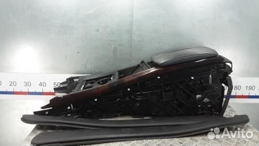 Подлокотник центральный BMW X5 E70 (HDN31IX01)