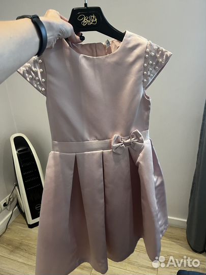 Нарядное платье для девочки 122