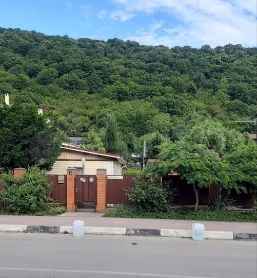 Комната 12 м² в 4-к., 1/1 эт.