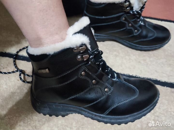 Ботинки женские зимние 39 размера натуральная кожа