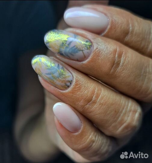 Маникюр и педикюр