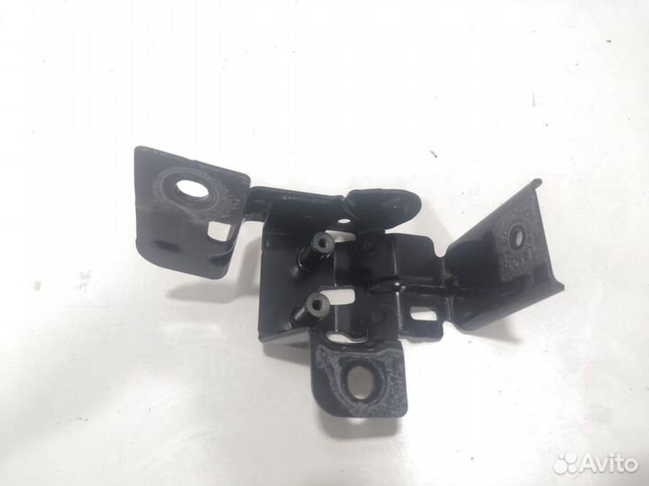 Внутреннее крепление крыла переднего левого Jaguar