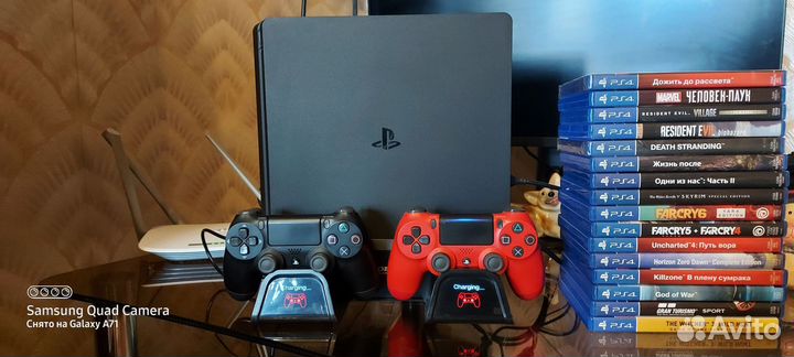 Sony playstation 4 PS4 slim 1tb