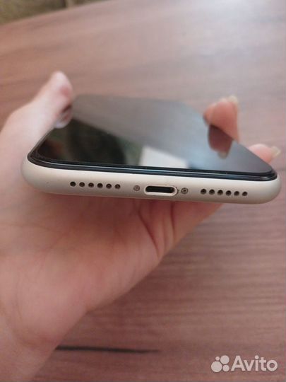 iPhone Xr, 128 ГБ