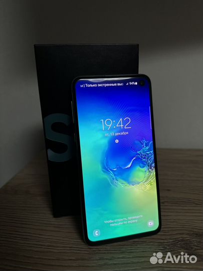 Samsung Galaxy S10e, 6/128 ГБ