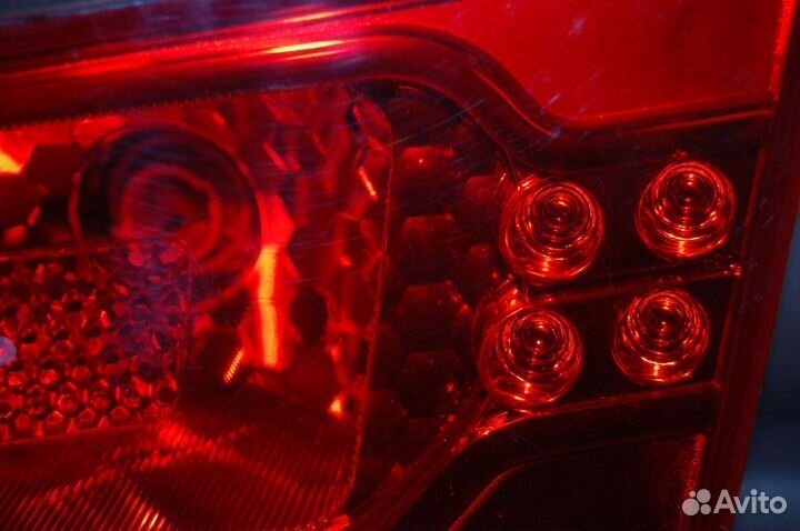 Фонарь правый внутренний (седан) - Kia Cerato 2