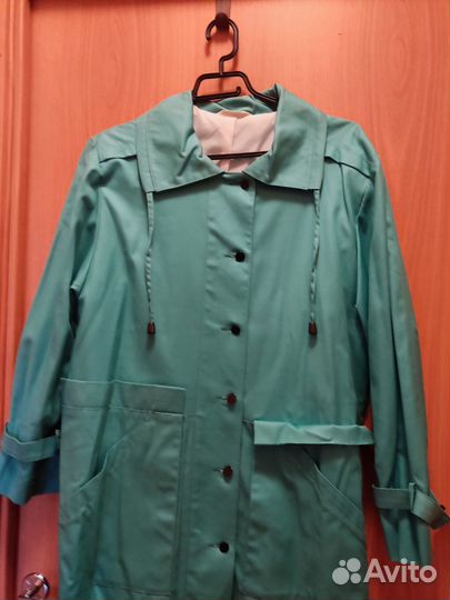 Плащ новый женский 44-46