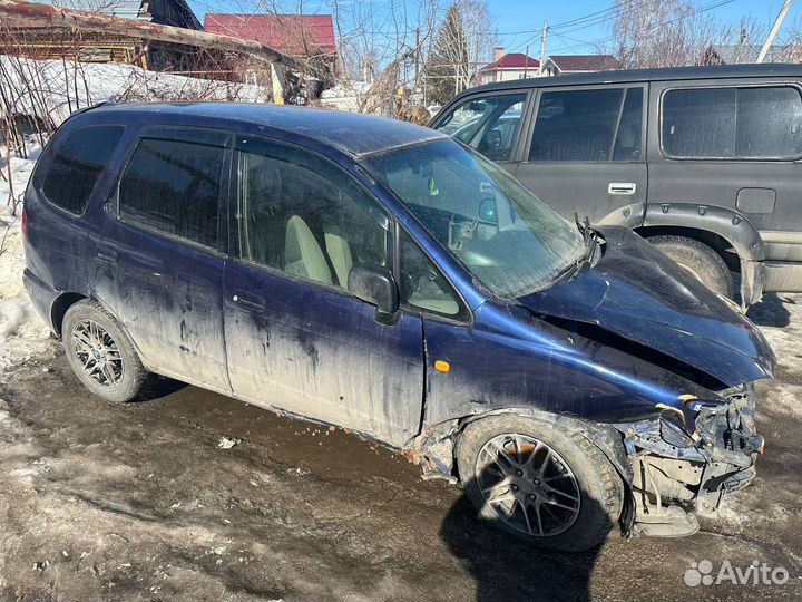 Разбор Toyota Corolla Spacio