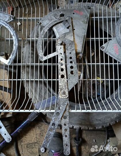 Механизм стеклоподъемников Scania3