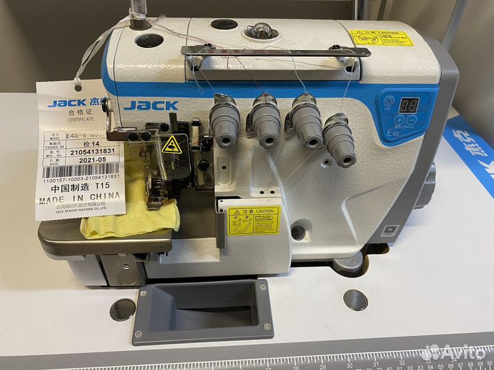Швейная машина jack