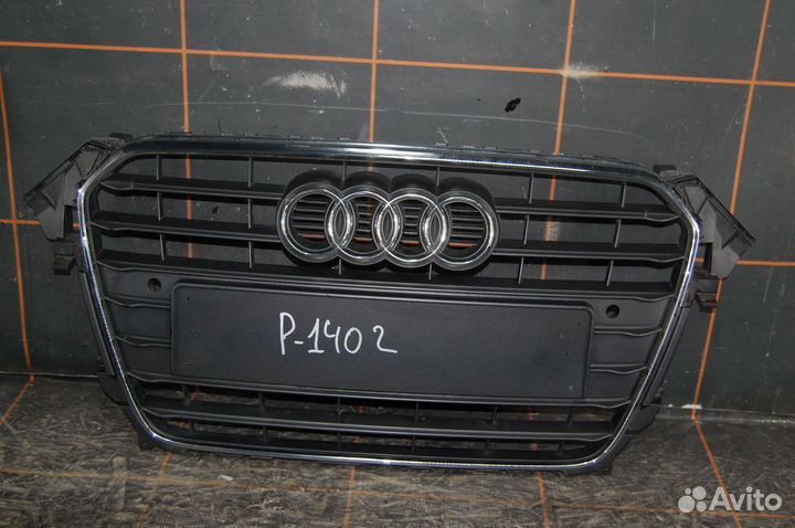 Решетка радиатора - Audi A4 B8