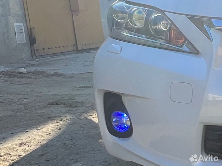 Противотуманки Lexus ct200h