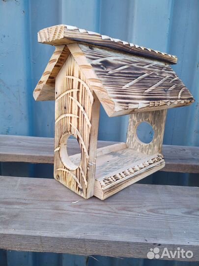 Скворечники и кормушки на заказ