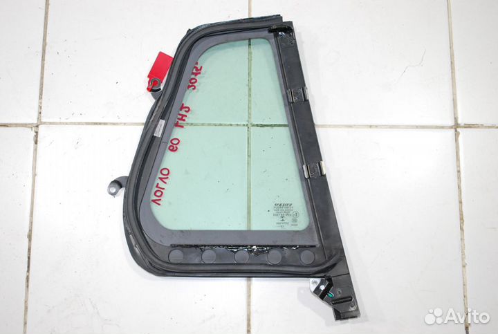 Стекло двери заднее левое Volvo V60 cross country