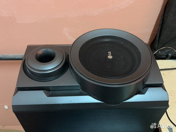 LG mini hi-fi system MCD-U23