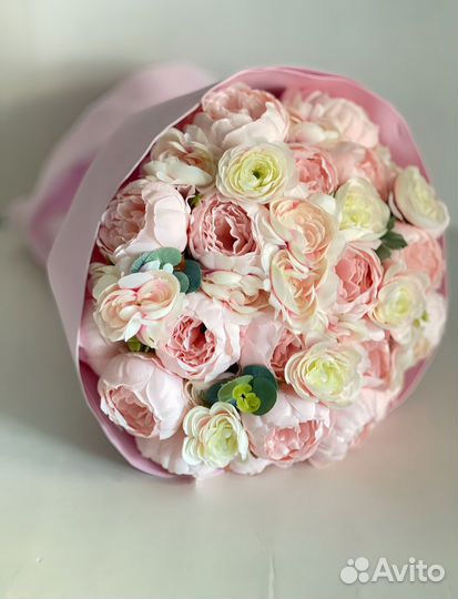 Букет пионов