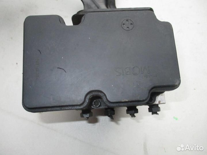 Блок ABS (насос) для Hyundai i30 2012-2017
