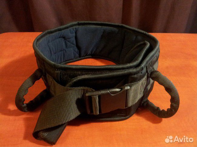 Поддерживающий пояс для пересаживания больного