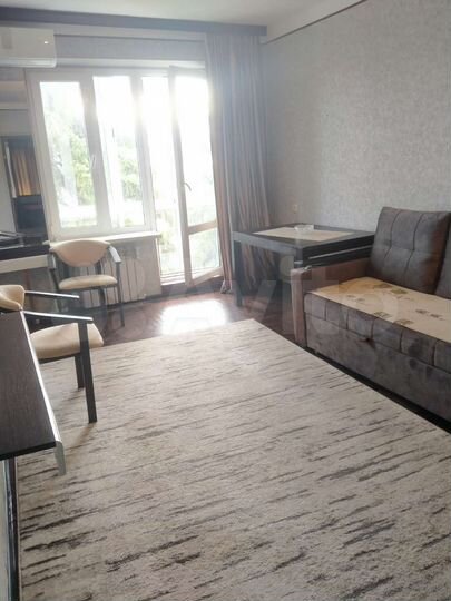 2-к. квартира, 50 м², 5/5 эт.