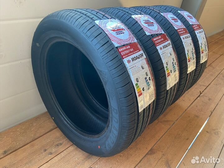 Roador Amaro 668 215/55 R17 94V