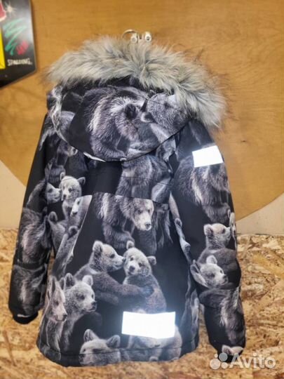 Зимняя куртка и шапочка