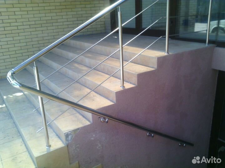 Ограждение лестничных маршей