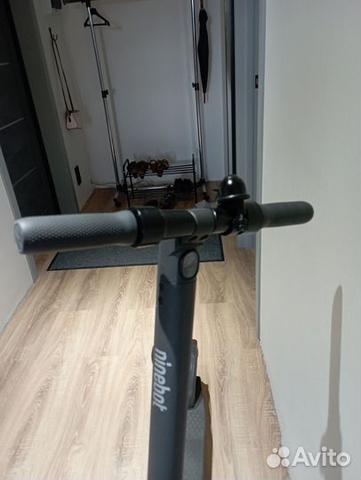 Электросамокат ninebot kickscooter E22