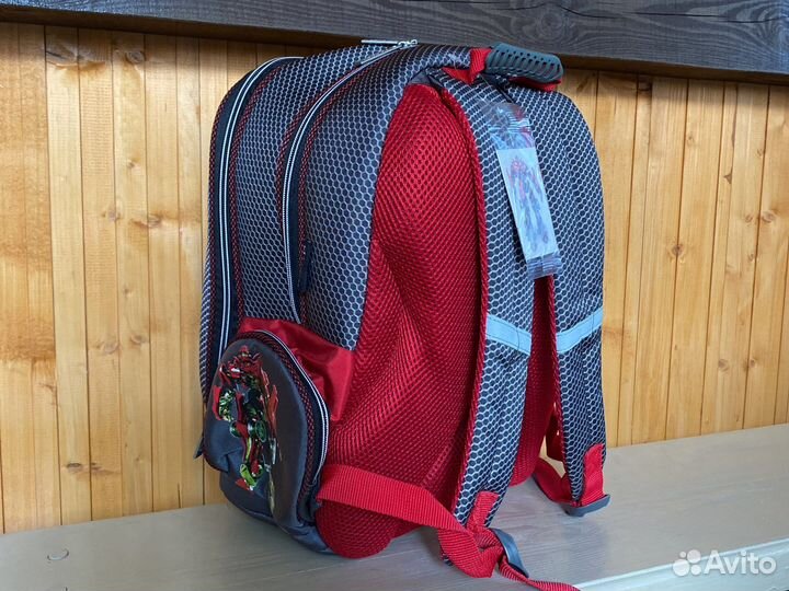 Рюкзак с ортопедической спинкой школьный