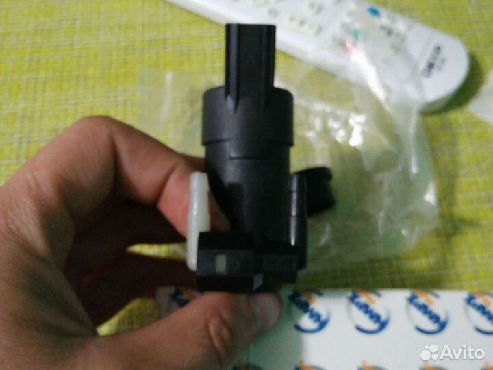 Продам новый насос стеклоомывателя форд фокус 2