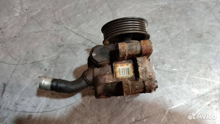 Насос гидроусилителя руля Ford Fusion 2005