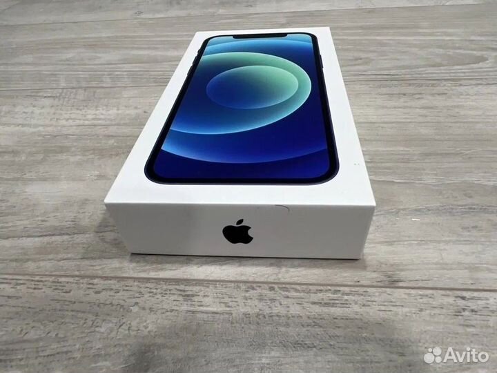 iPhone 12, 64 ГБ