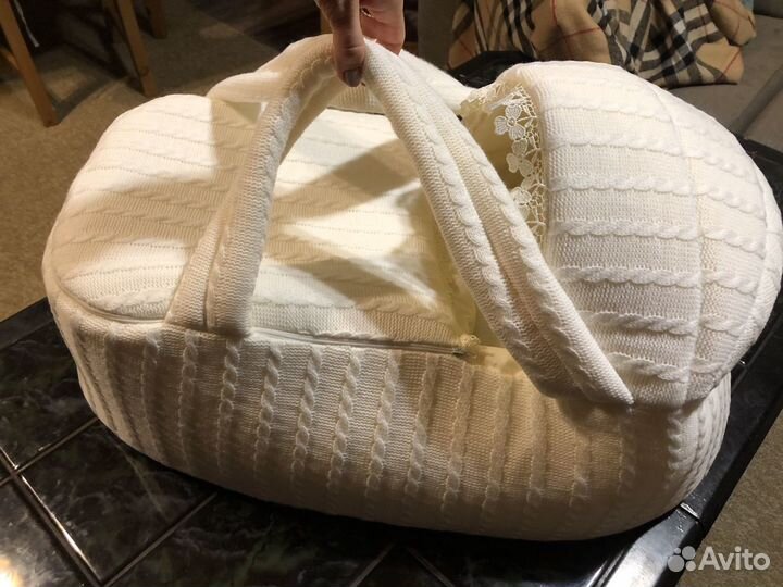 Переноска для новорожденного на выписку осенью или