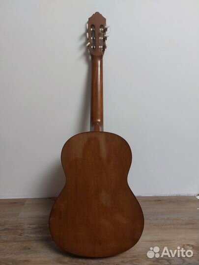 Классическая гитара yamaha c40
