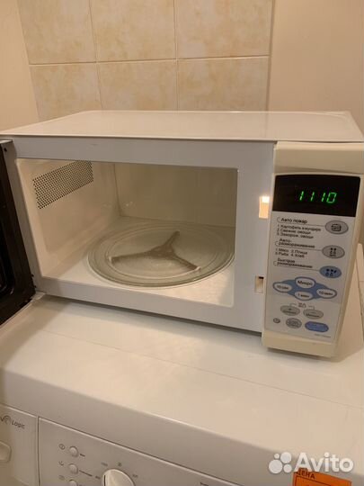 Микроволновая печь LG чистая сенсорная