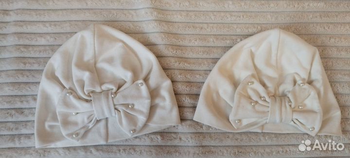 Шапочки для девочки двойни 1-2г