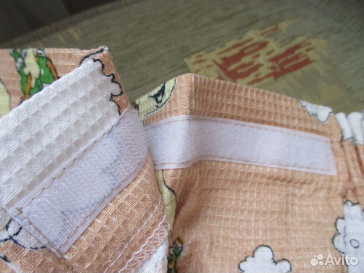 Новое банное полотенце на липучке